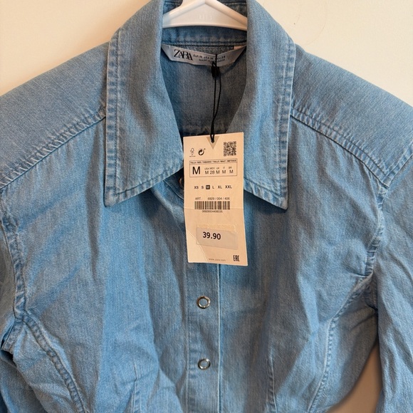 Zara Light Blue Cropped Button Down Shirt - Picture 2 of 3